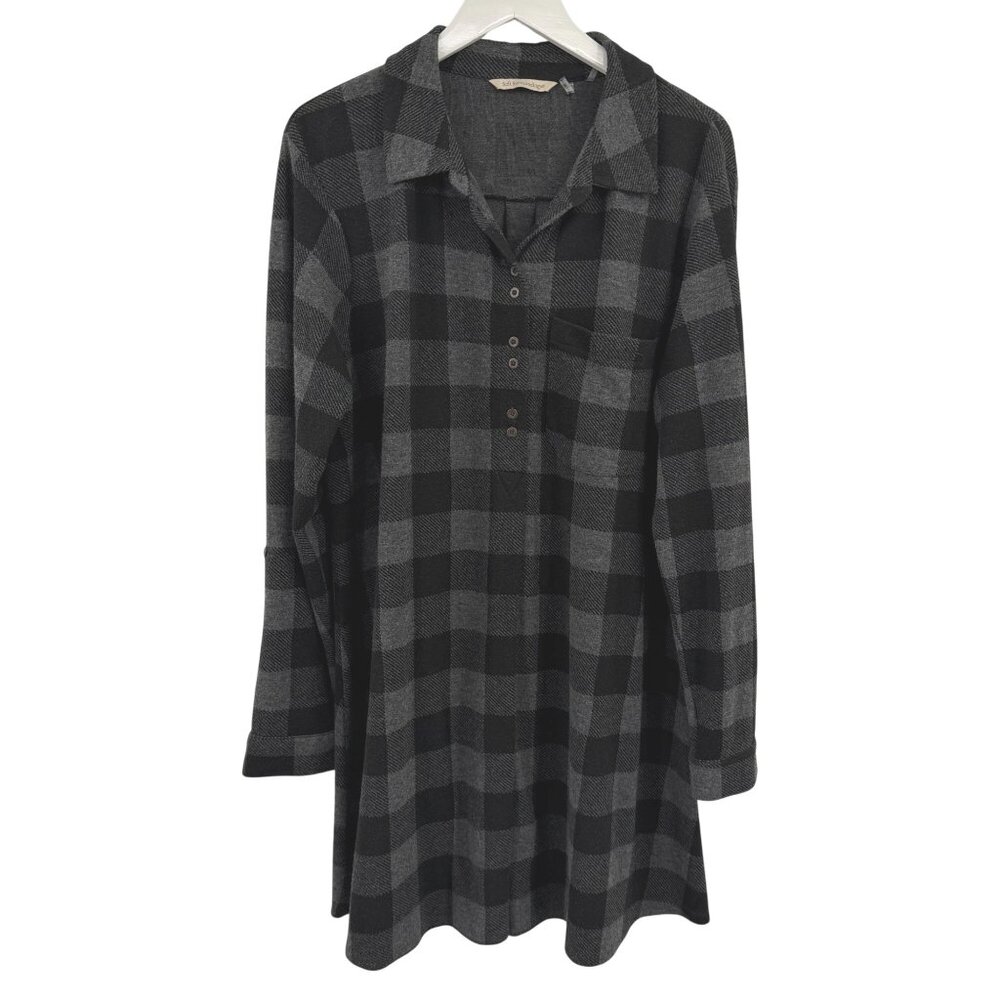 Soft Surroundings buffalo plaid tunic size large grey black 1/4 button knit